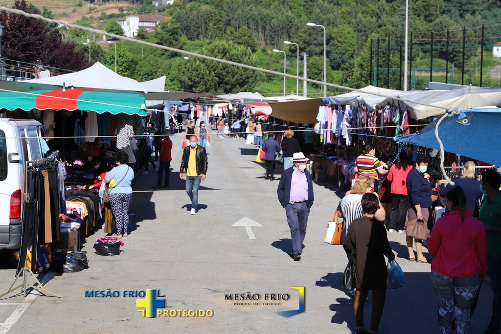 Feira semanal regressa amanhã