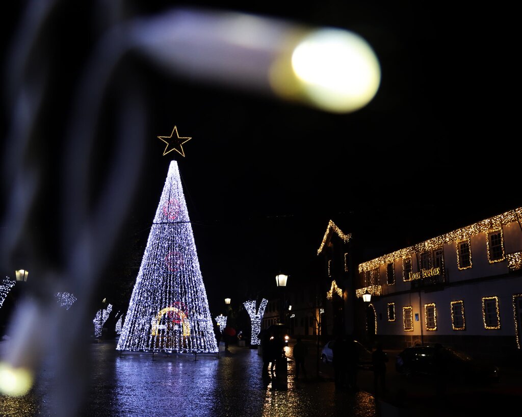 Mesão Frio inaugurou iluminação de Natal