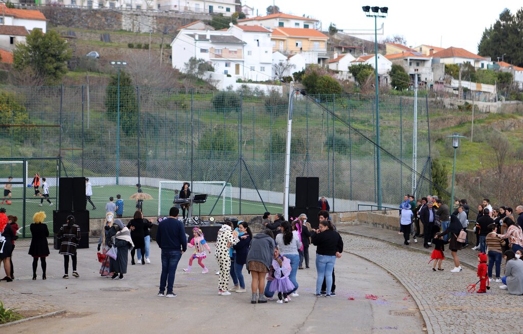 Carnaval regressou a Vila Marim 