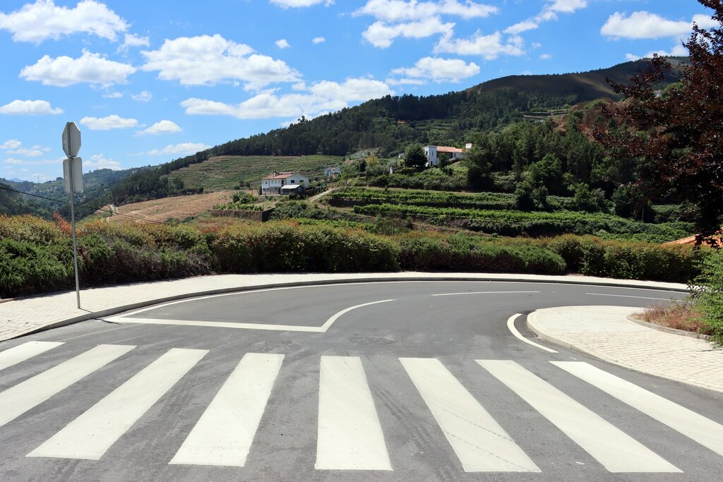 Obra de reabilitação da Rua das Botelheiras concluída