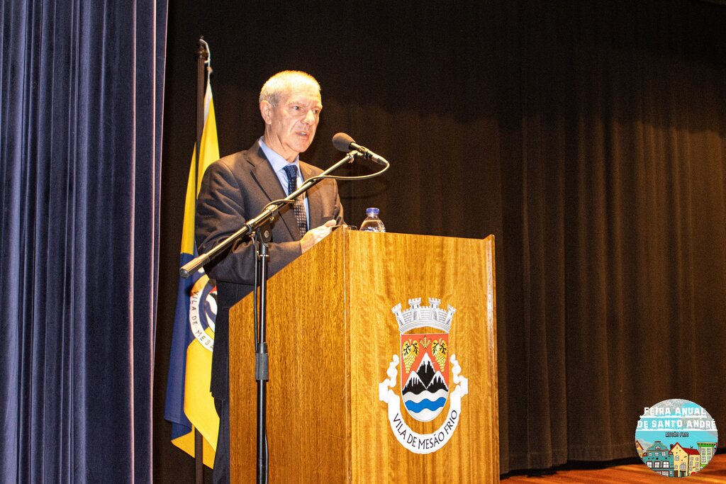 Dia do Município assinalado com homenagens e eventos culturais