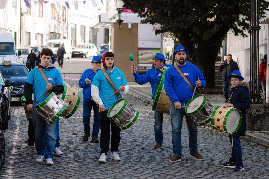 Bombos da Associação Cultural e Desportiva de Vila Marim animaram Feira Anual de Santo André