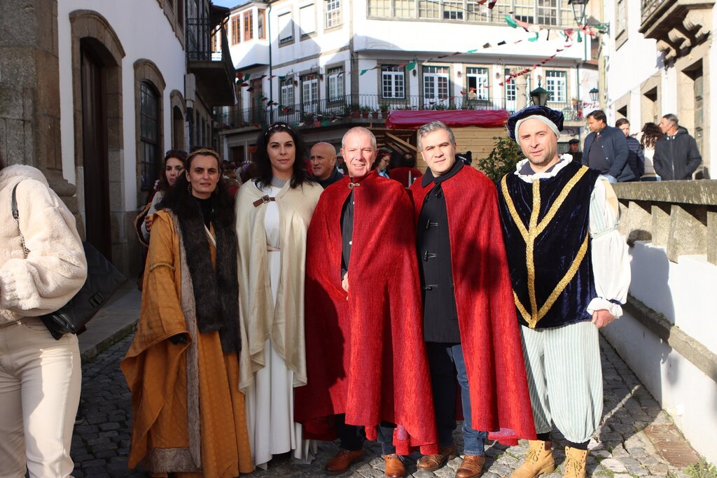 Cortejo Medieval de Santo André leva centenas de pessoas às ruas