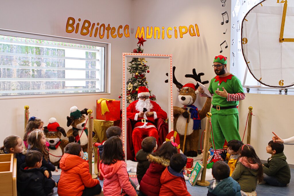 Biblioteca recebe "O Consultório no Natal"