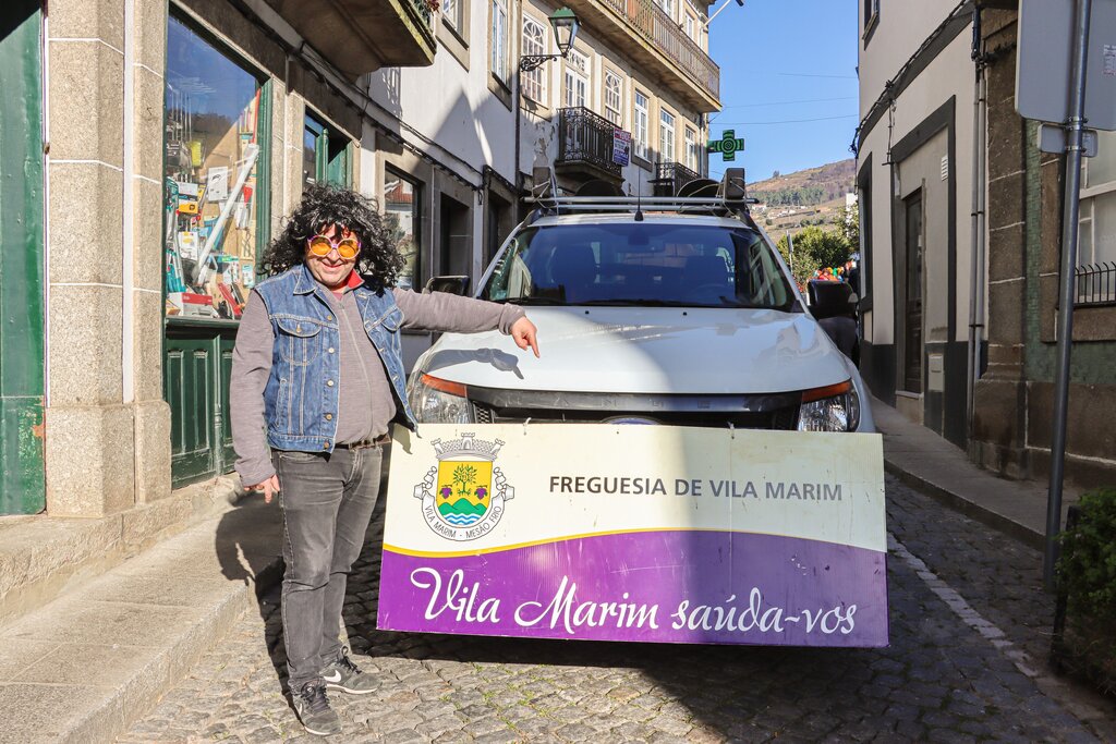 Entrudo de Vila Marim anima ruas de Mesão Frio