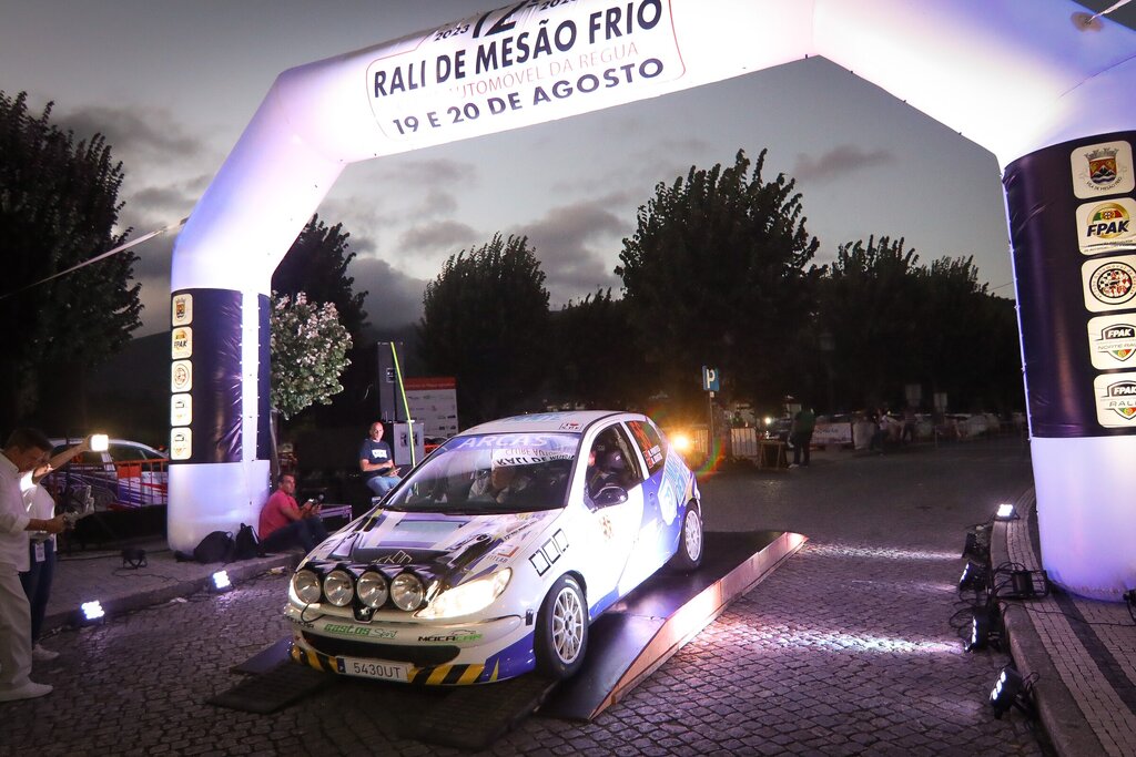 Super Especial Noturna regressa à vila de Mesão Frio