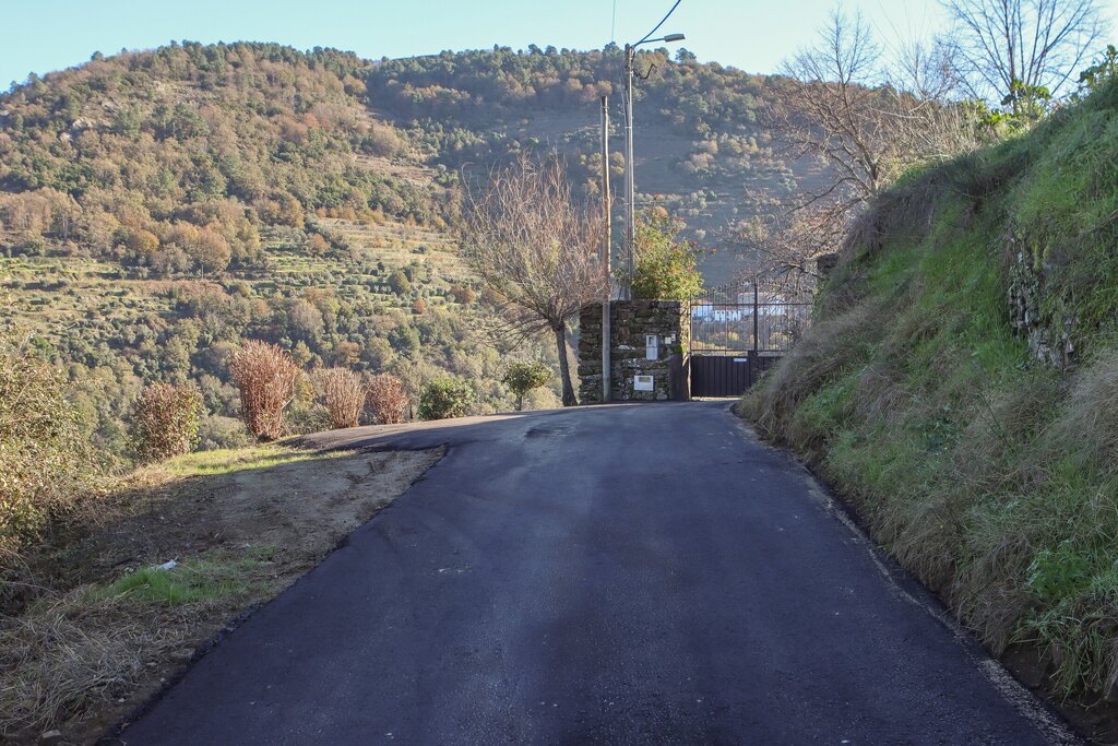 Município requalifica estrada em Cidadelhe