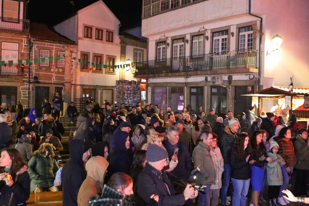 1.º Dia de Mercado Medieval termina com concerto