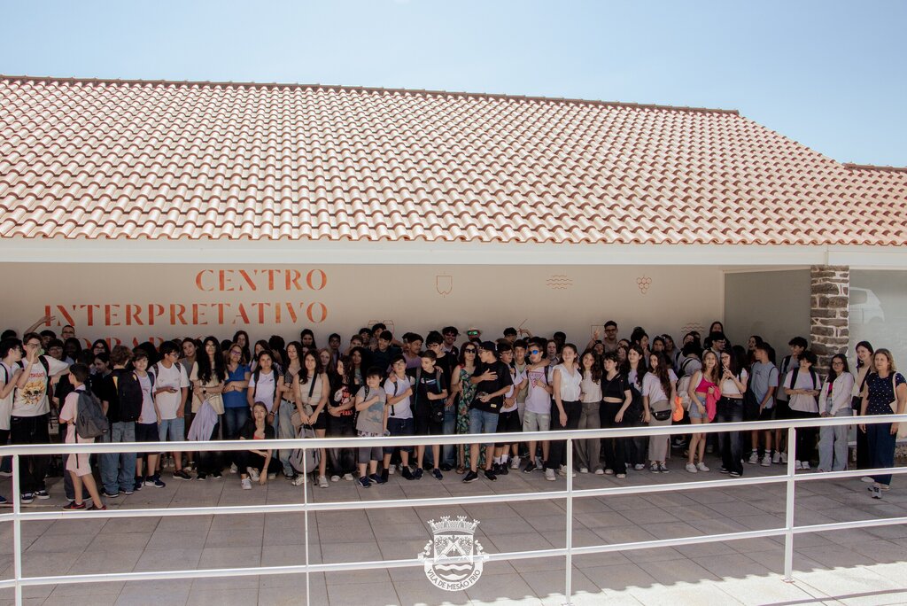 Alunos da Maia visitam Centro Interpretativo do Barco Rabelo
