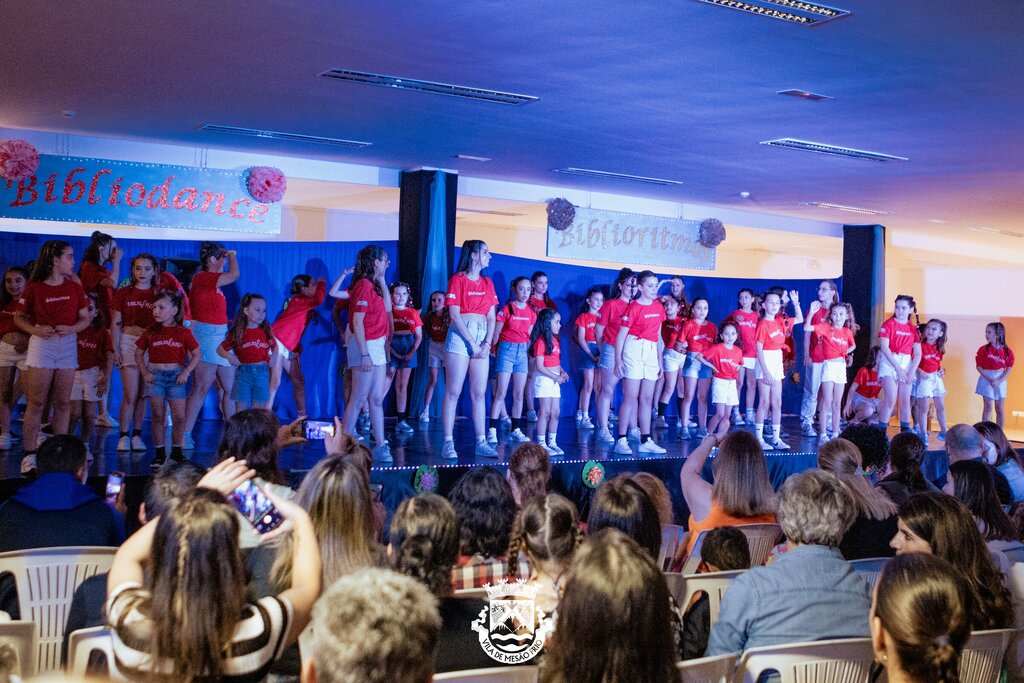 IX Sarau de Dança Reune Várias Gerações