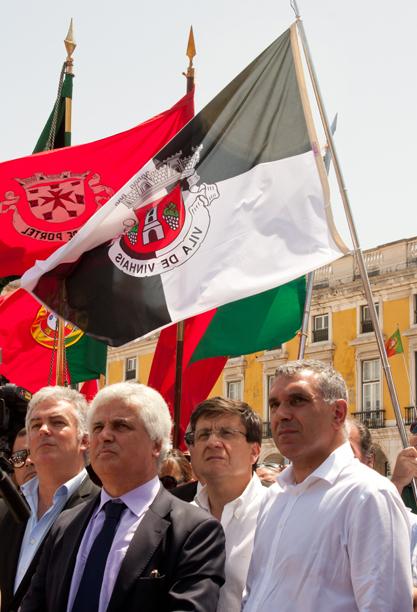 Manifestação Contra o Encerramento do Tribunal