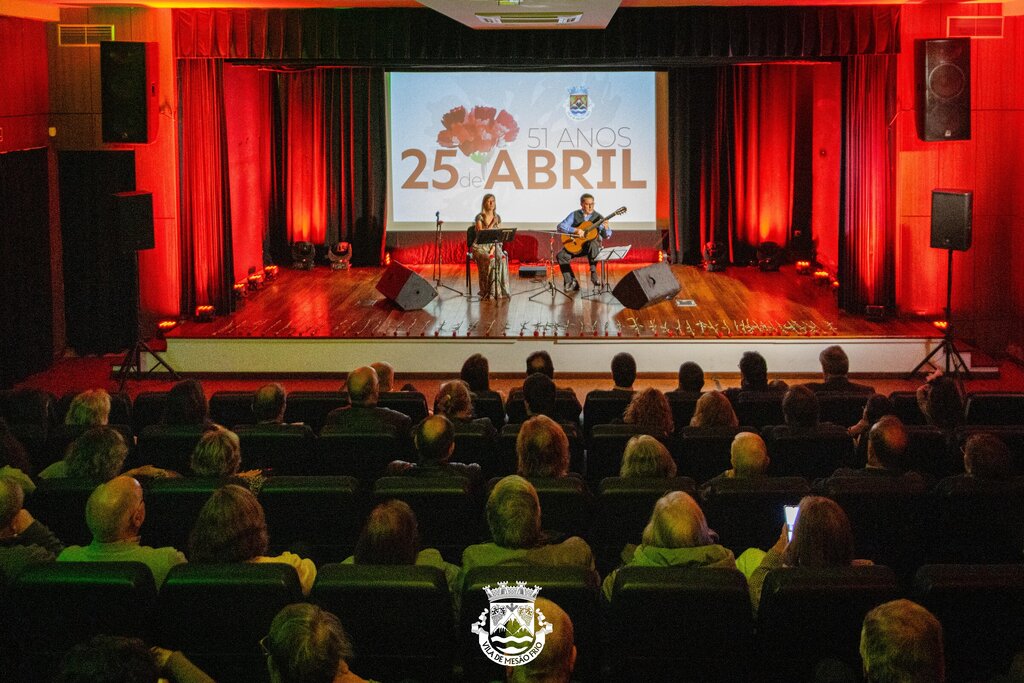Mesão Frio celebra a liberdade com concerto «Guitarra e Voz: Canções de Abril»