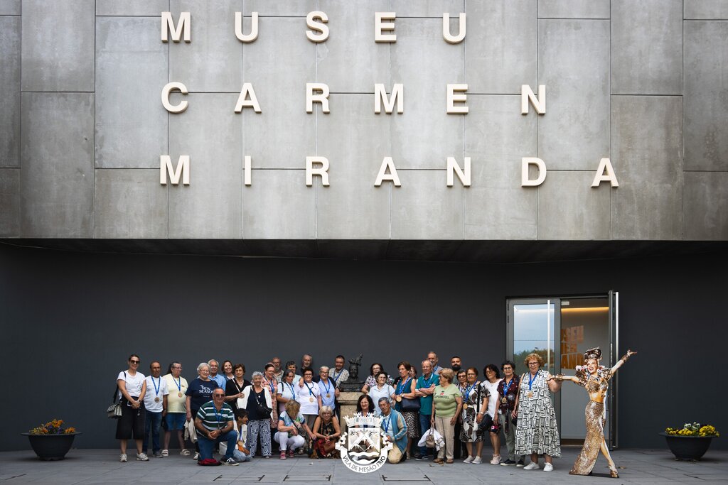 Ateliers (Re)viver visitam Museu Carmen Miranda