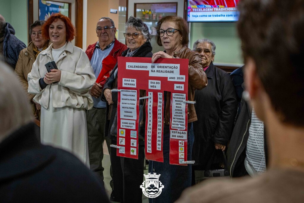 Ateliers Reviver oferecem Calendários de Orientação à Santa Casa de Mesão Frio