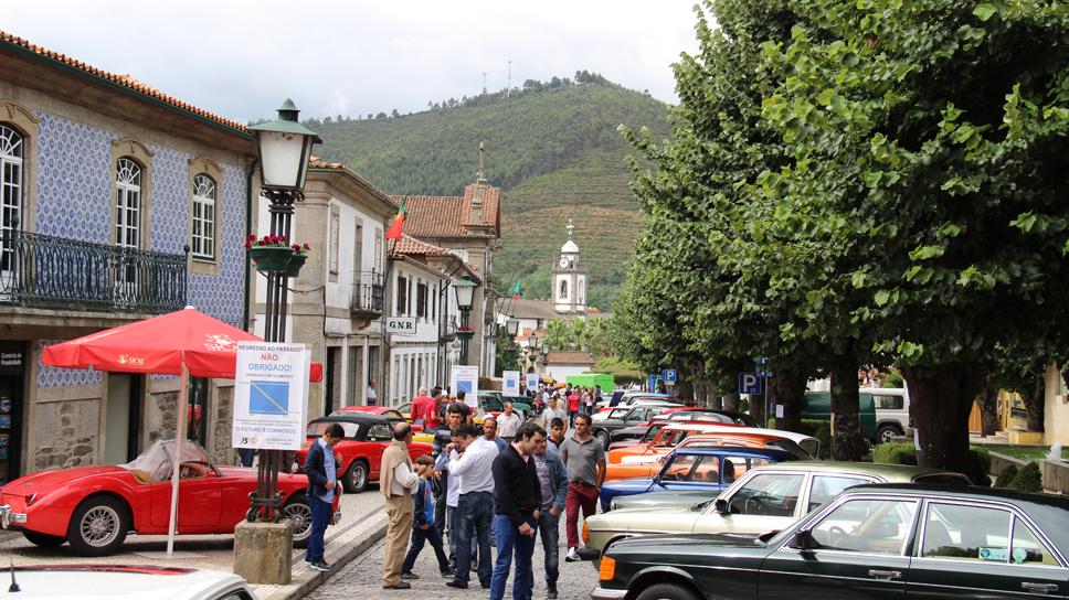 Mais de uma centena de clássicos em exibição na "Porta do Douro"