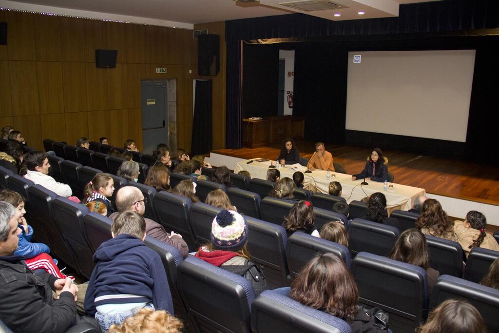 Encarregados de educação dos Pequenos  Cantores estiveram reunidos