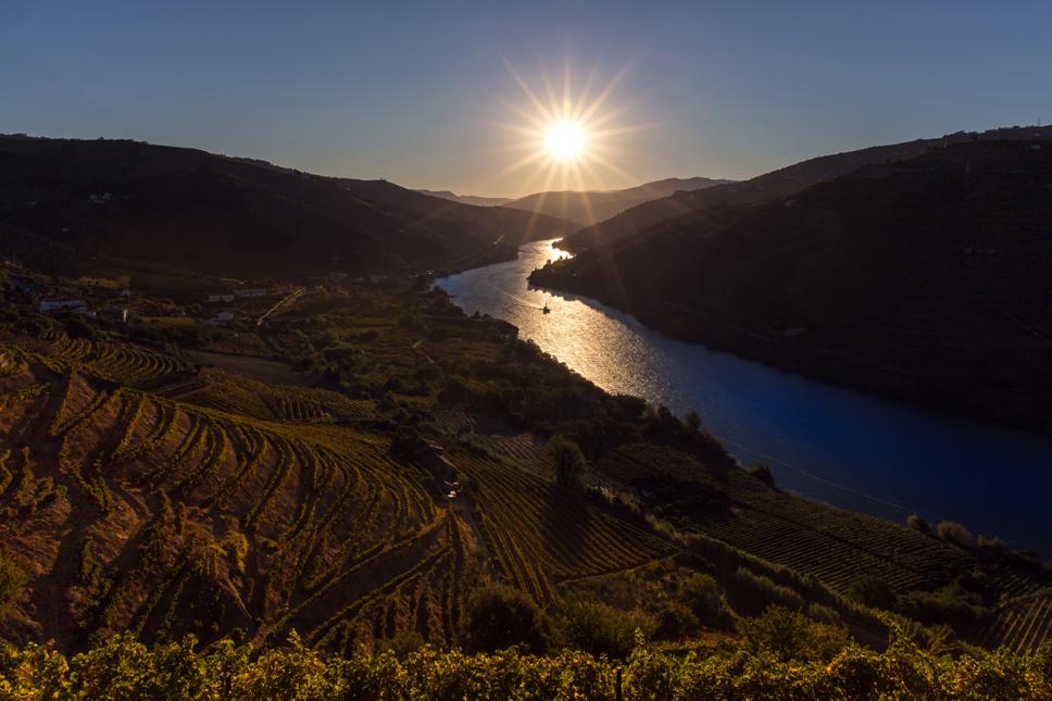 Atletas partiram de Mesão Frio para os 45 kms do Douro Ultra Trail