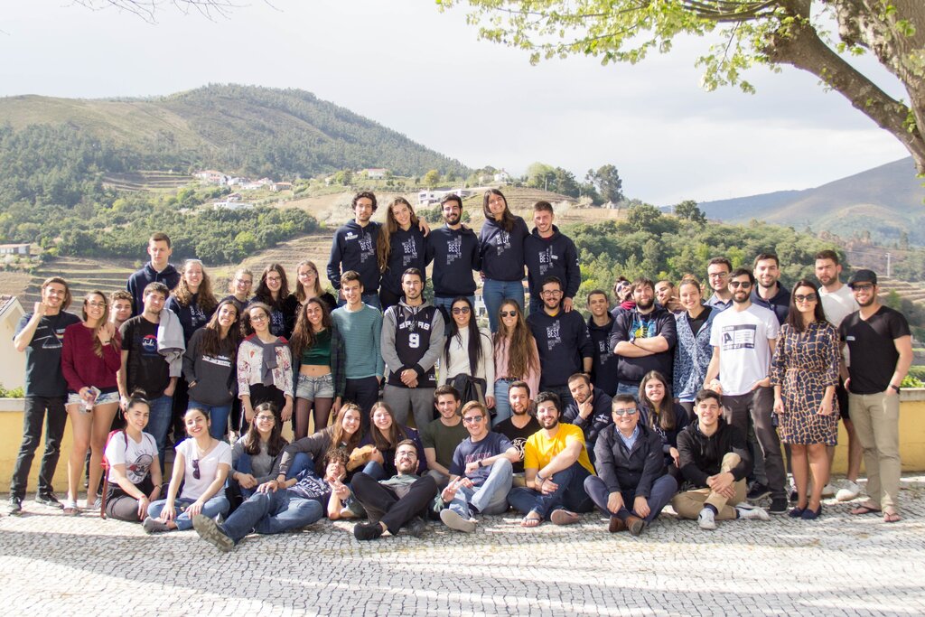 Jovens da BEST Porto visitaram Mesão Frio