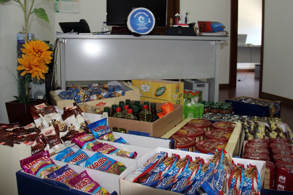 LIDL ofereceu bens alimentares a Loja Social do Município