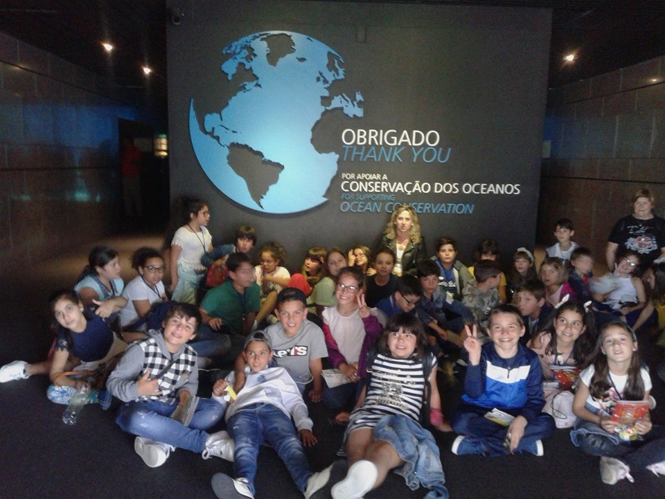 Autarquia levou finalistas do 4.º ano a visitarem Oceanário